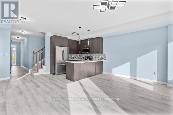 37 DELENA AVENUE SOUTH Image 17