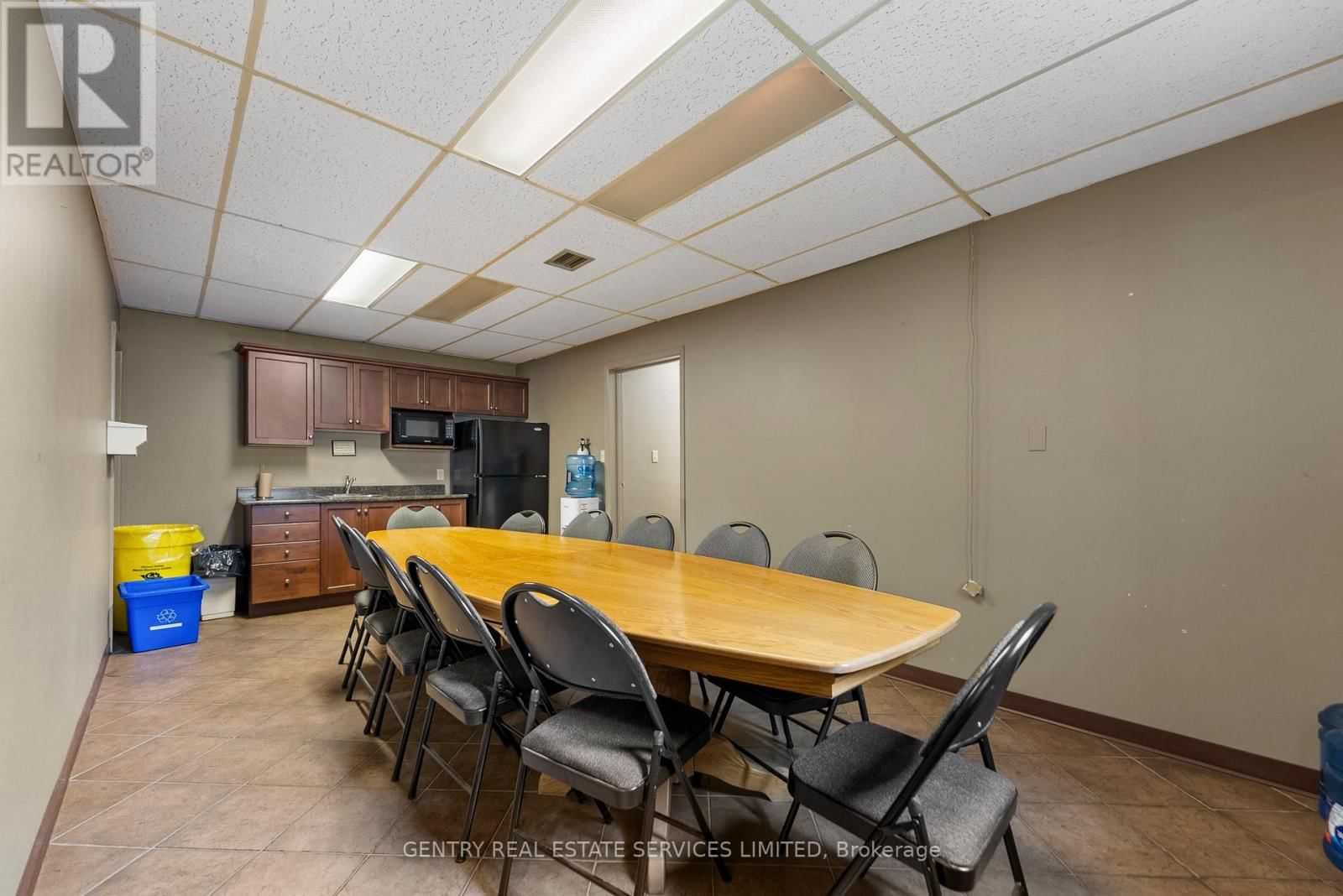 270 LAKE STREET Image 6