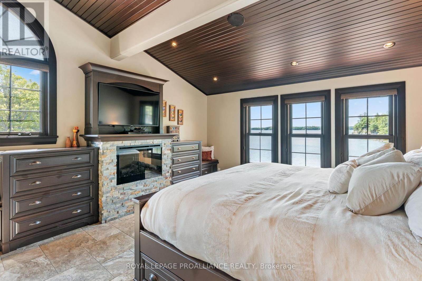 270 SPENCE LANE Image 7