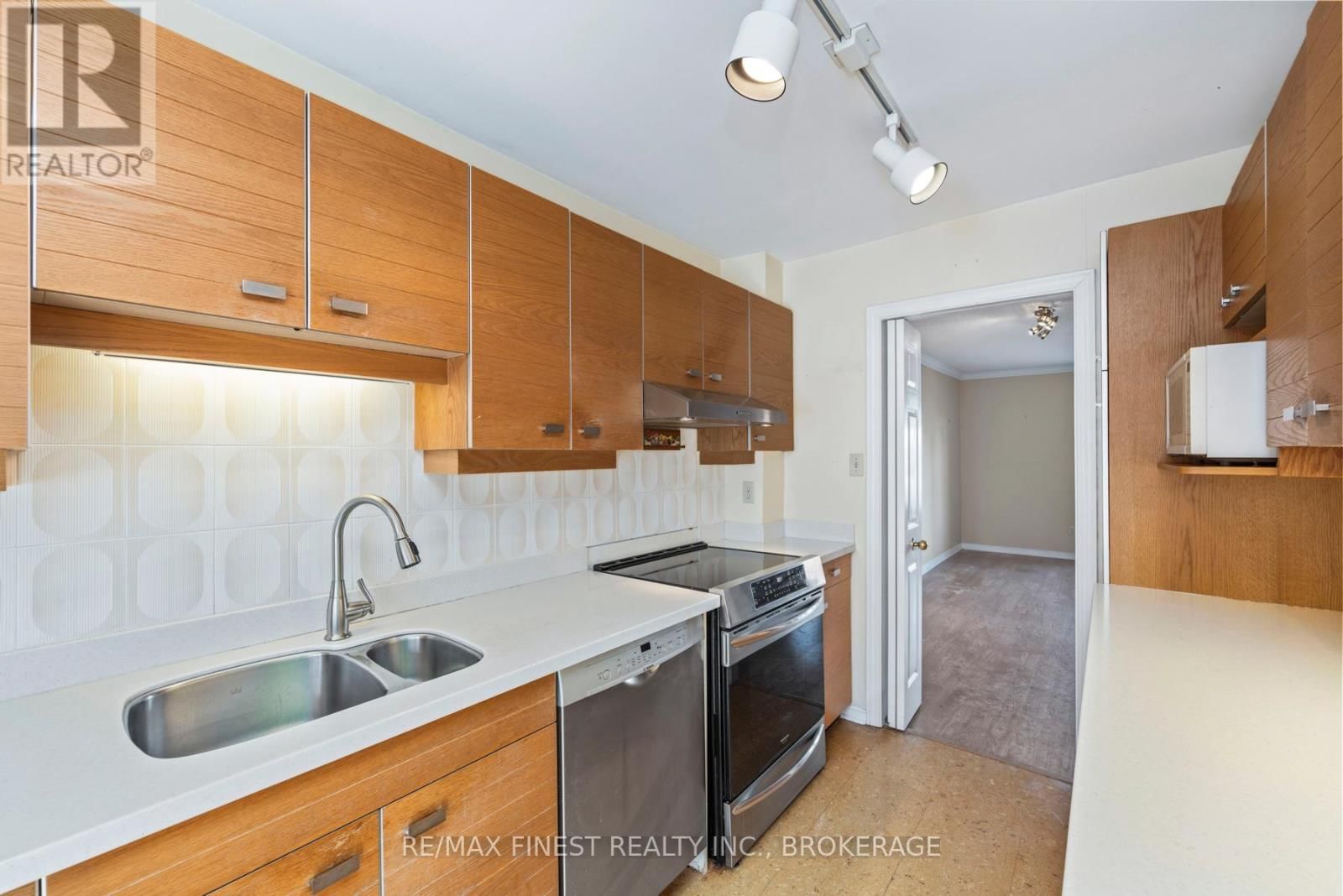 16 - 1 PLACE D'ARMES Image 17