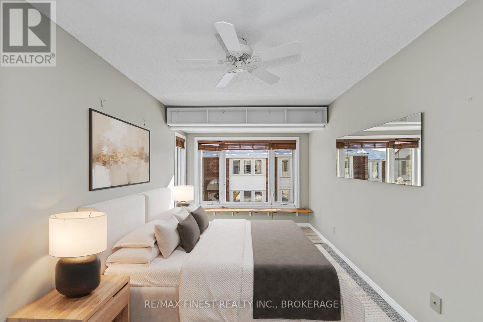 16 - 1 PLACE D'ARMES Image 23