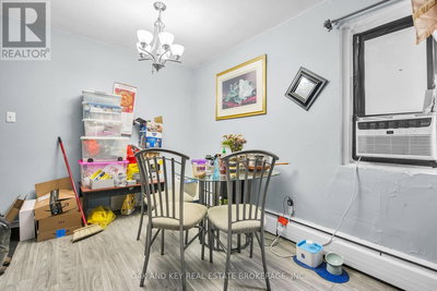 Image #1 of Commercial for Sale at Allen, London East , Ontario