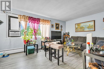 Image #1 of Commercial for Sale at Allen, London East , Ontario