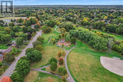 Image #1 of Commercial for Sale at Allen, London East , Ontario