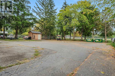 Image #1 of Commercial for Sale at Allen, London East , Ontario