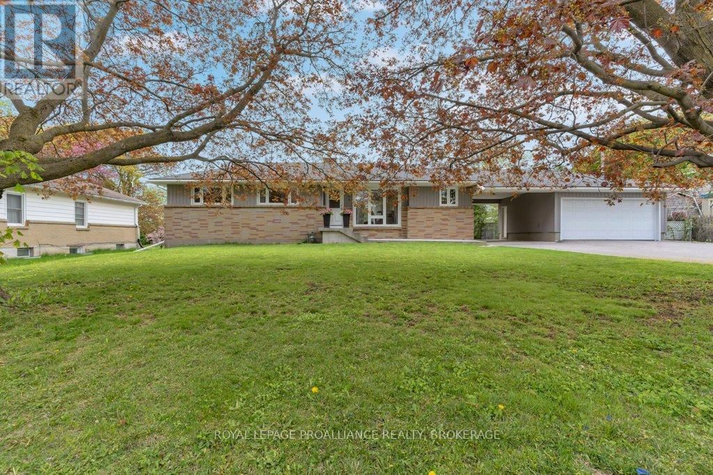 168 AVENUE ROAD Image 2