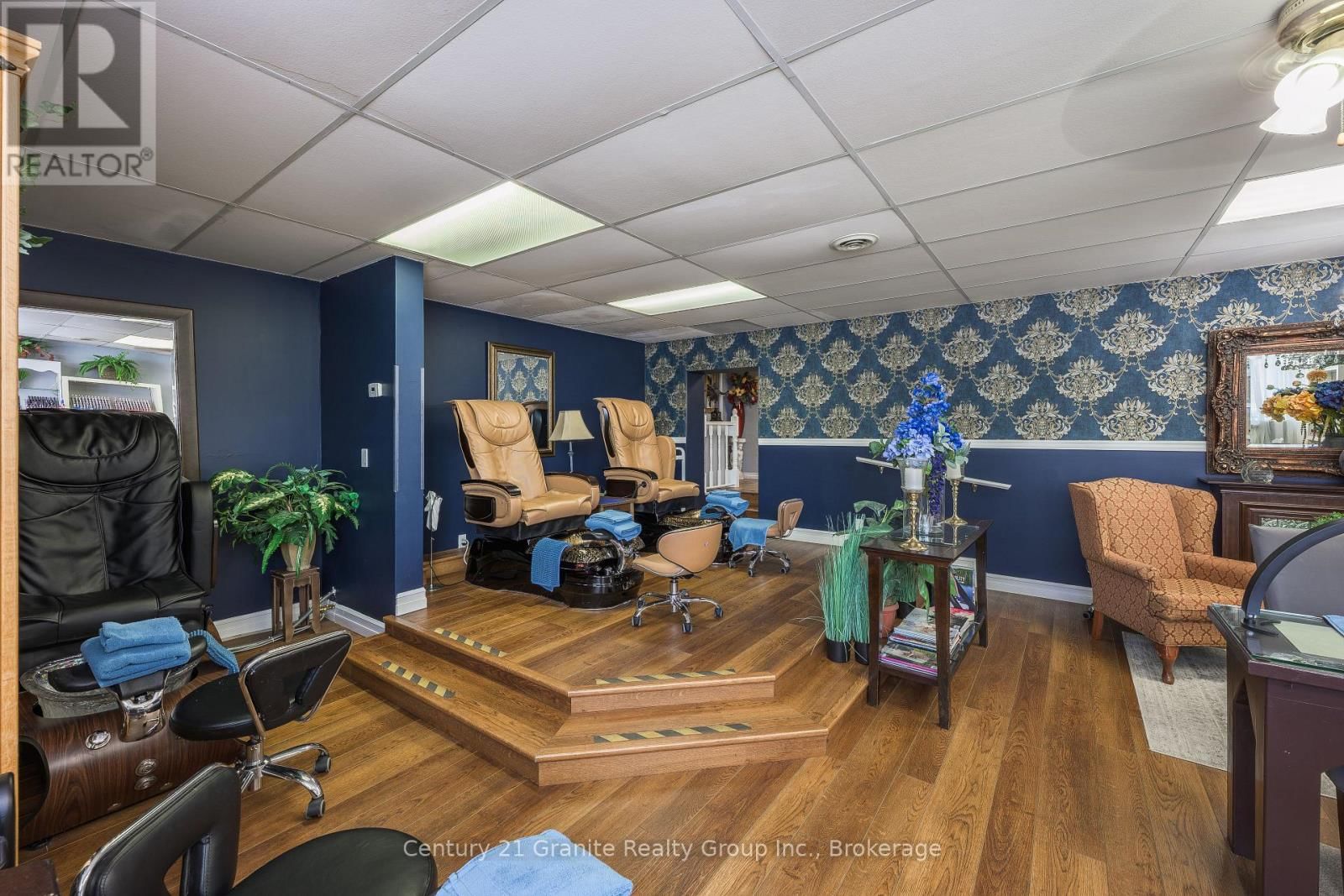 152 HIGHLAND STREET Image 19