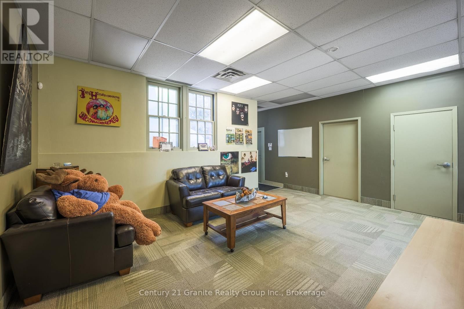 152 HIGHLAND STREET Image 33