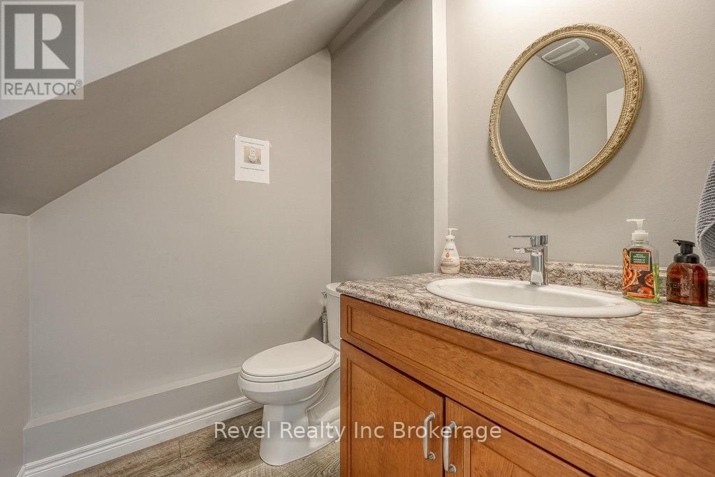 9 KING STREET WEST Image 12