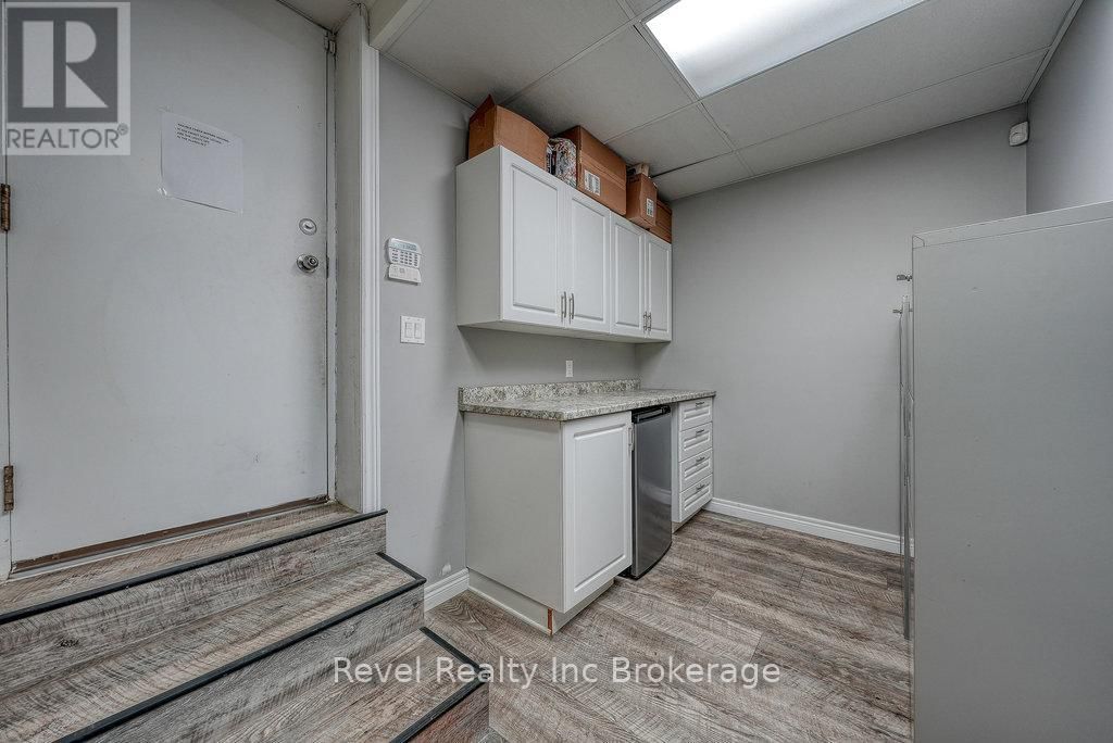 9 KING STREET WEST Image 14