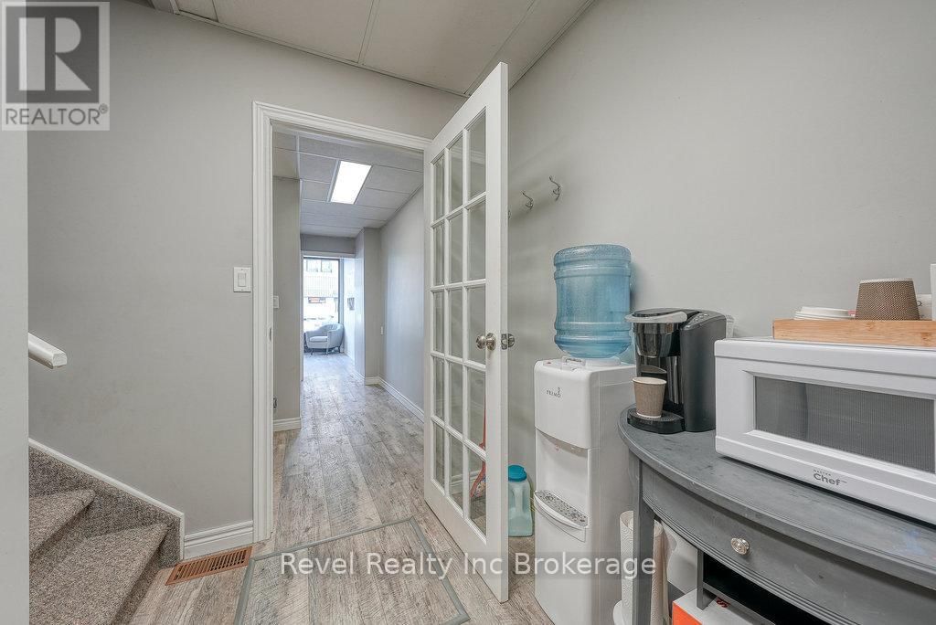 9 KING STREET WEST Image 16