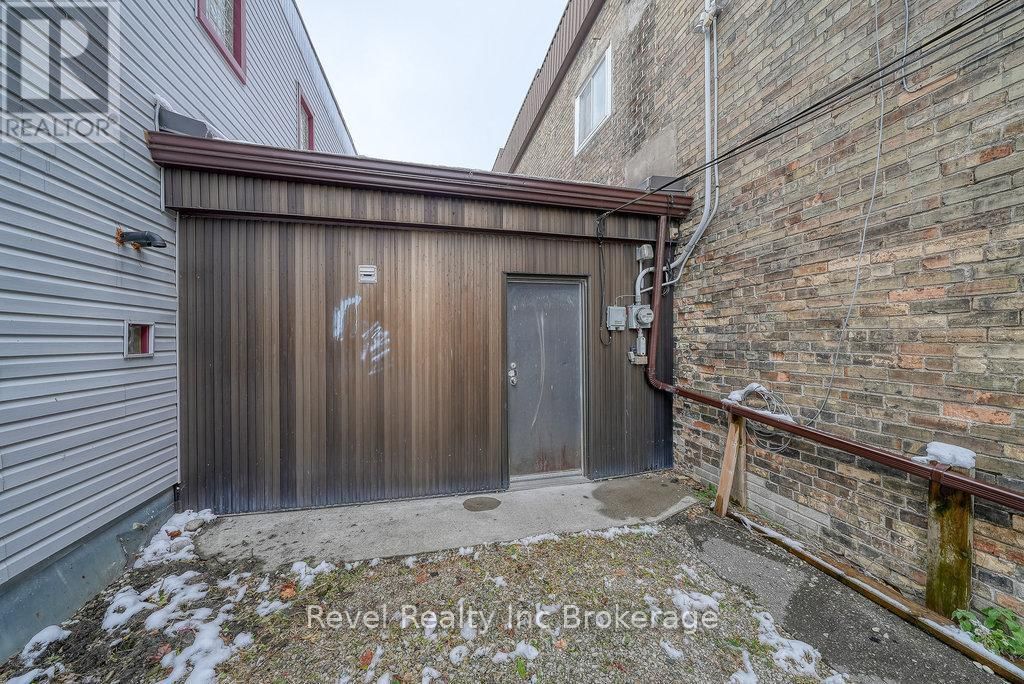 9 KING STREET WEST Image 21