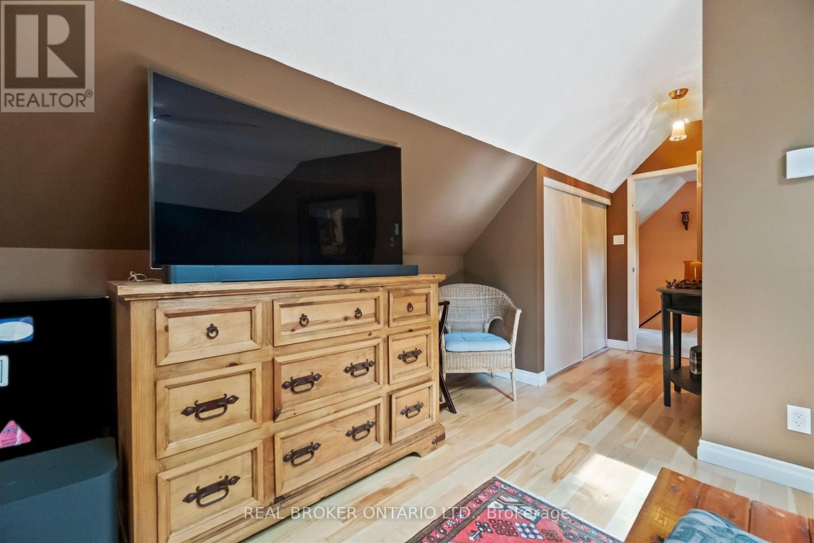 190 WOODS ROAD Image 37