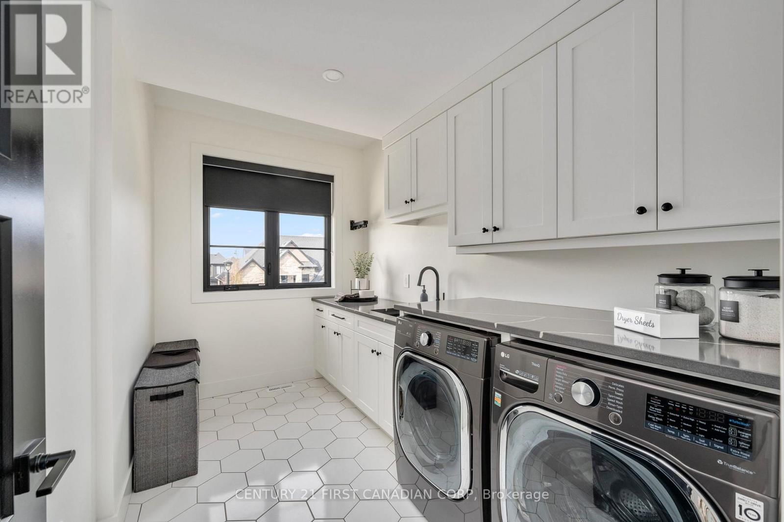 3490 SILVERLEAF CHASE Image 22