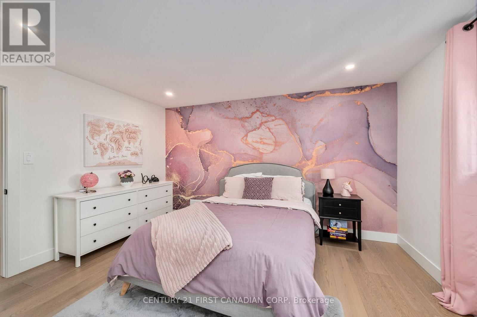 3490 SILVERLEAF CHASE Image 24