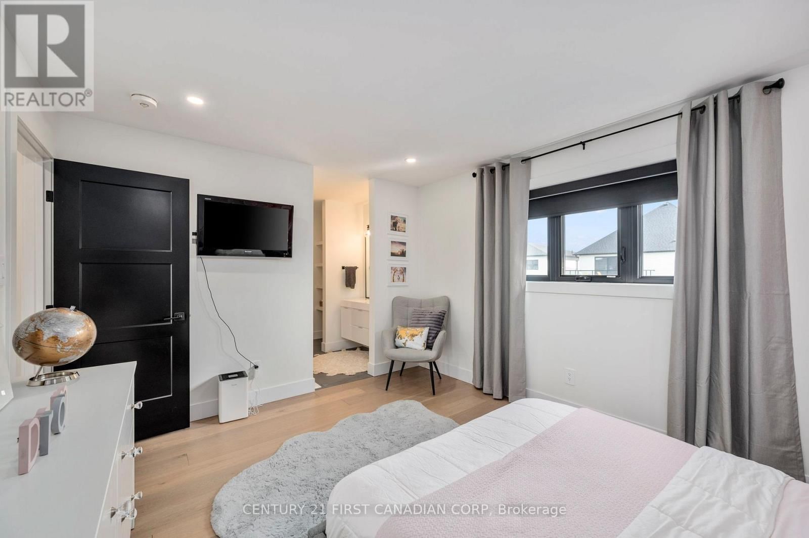 3490 SILVERLEAF CHASE Image 27