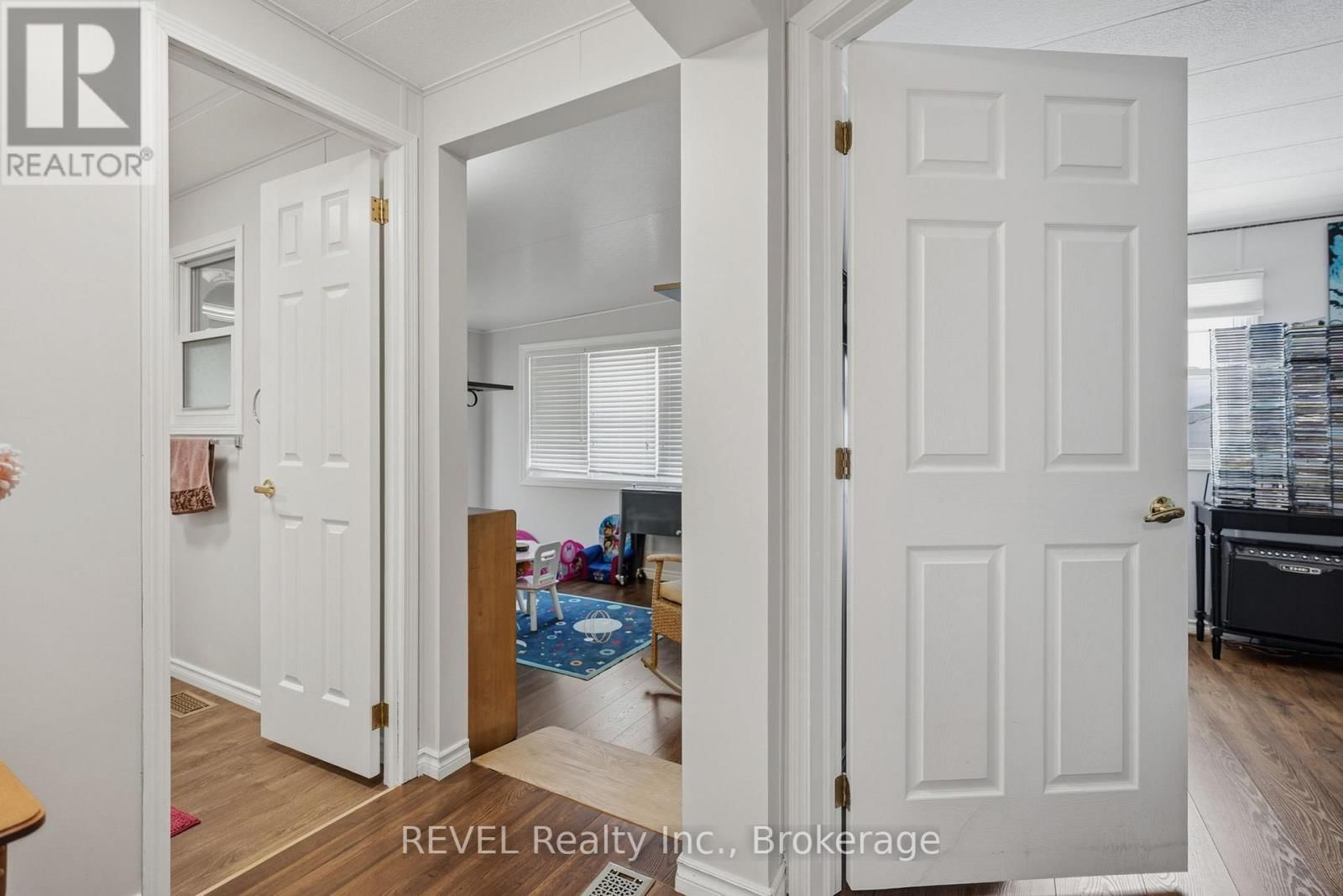 128 - 3033 TOWNLINE ROAD Image 24