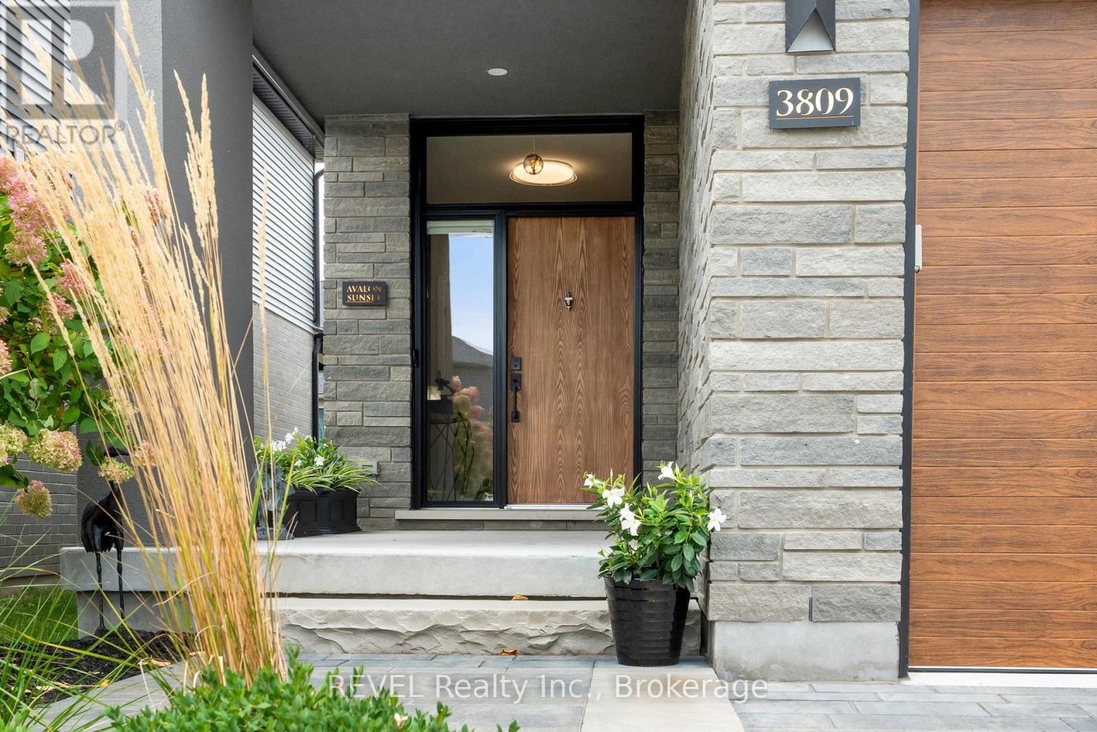 3809 SIMPSON LANE Image 42