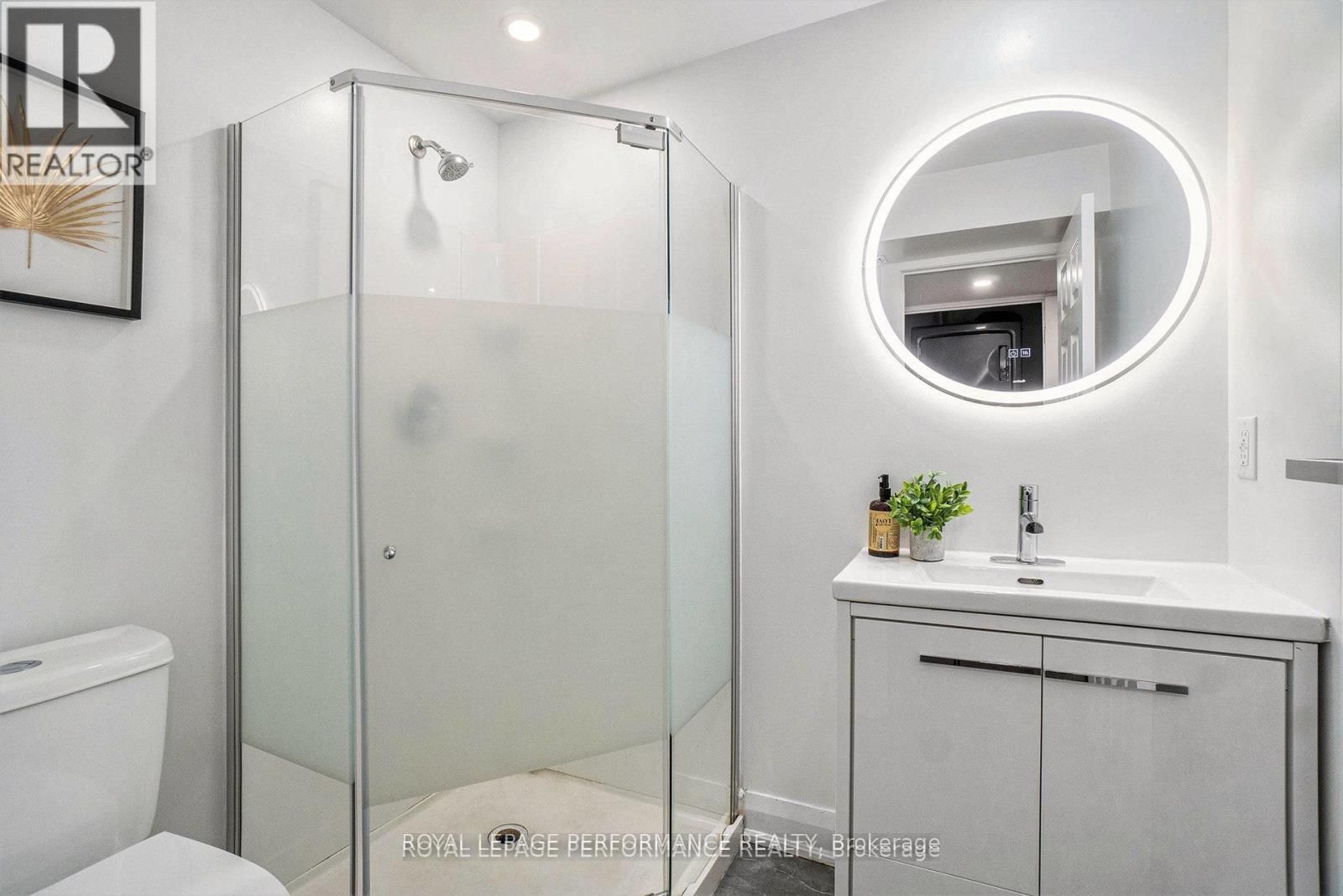 26 MAJESTIC DRIVE Image 15