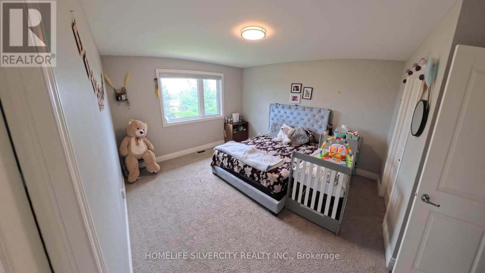 550 BONAVENTURE COURT Image 13