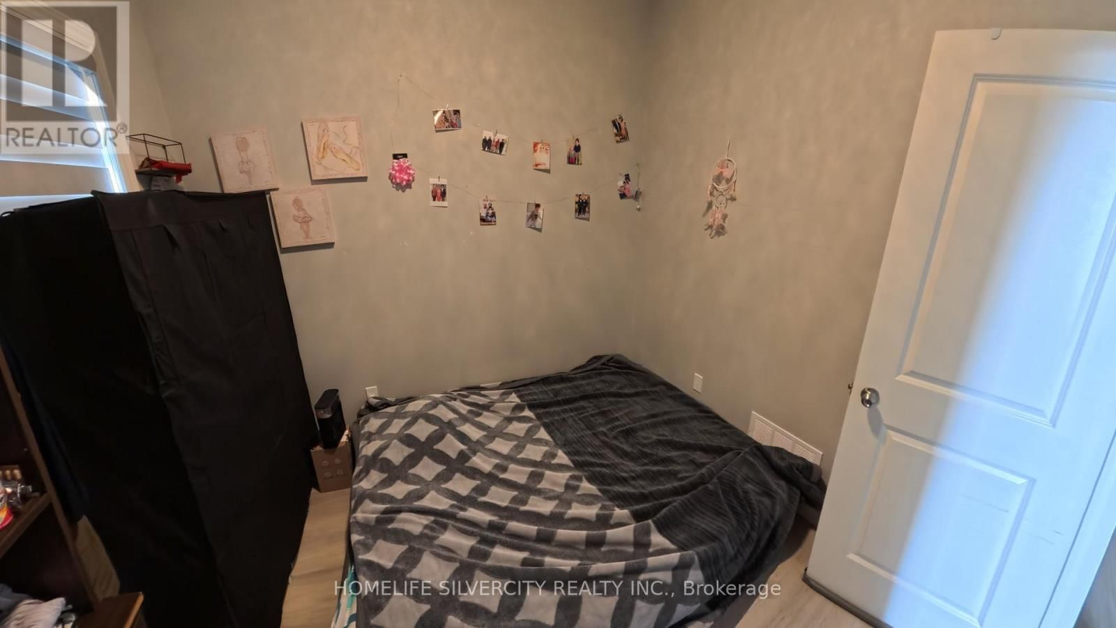 550 BONAVENTURE COURT Image 25