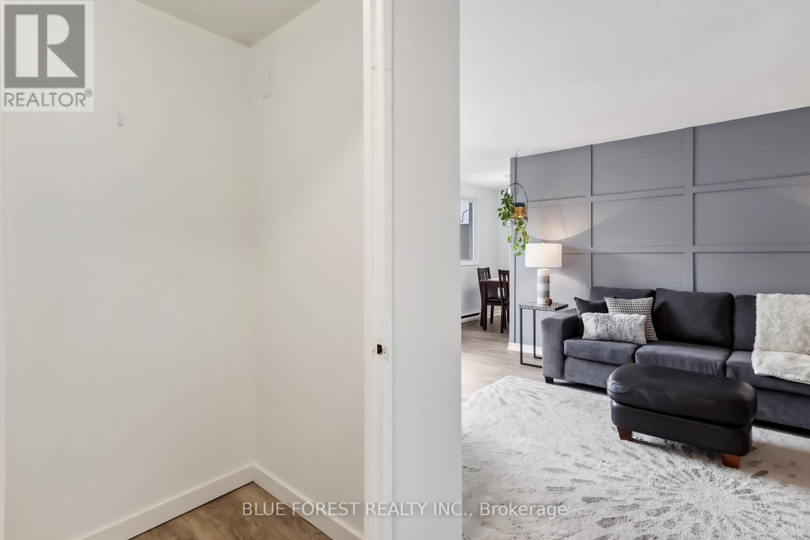 501 - 1100 JALNA BOULEVARD Image 15