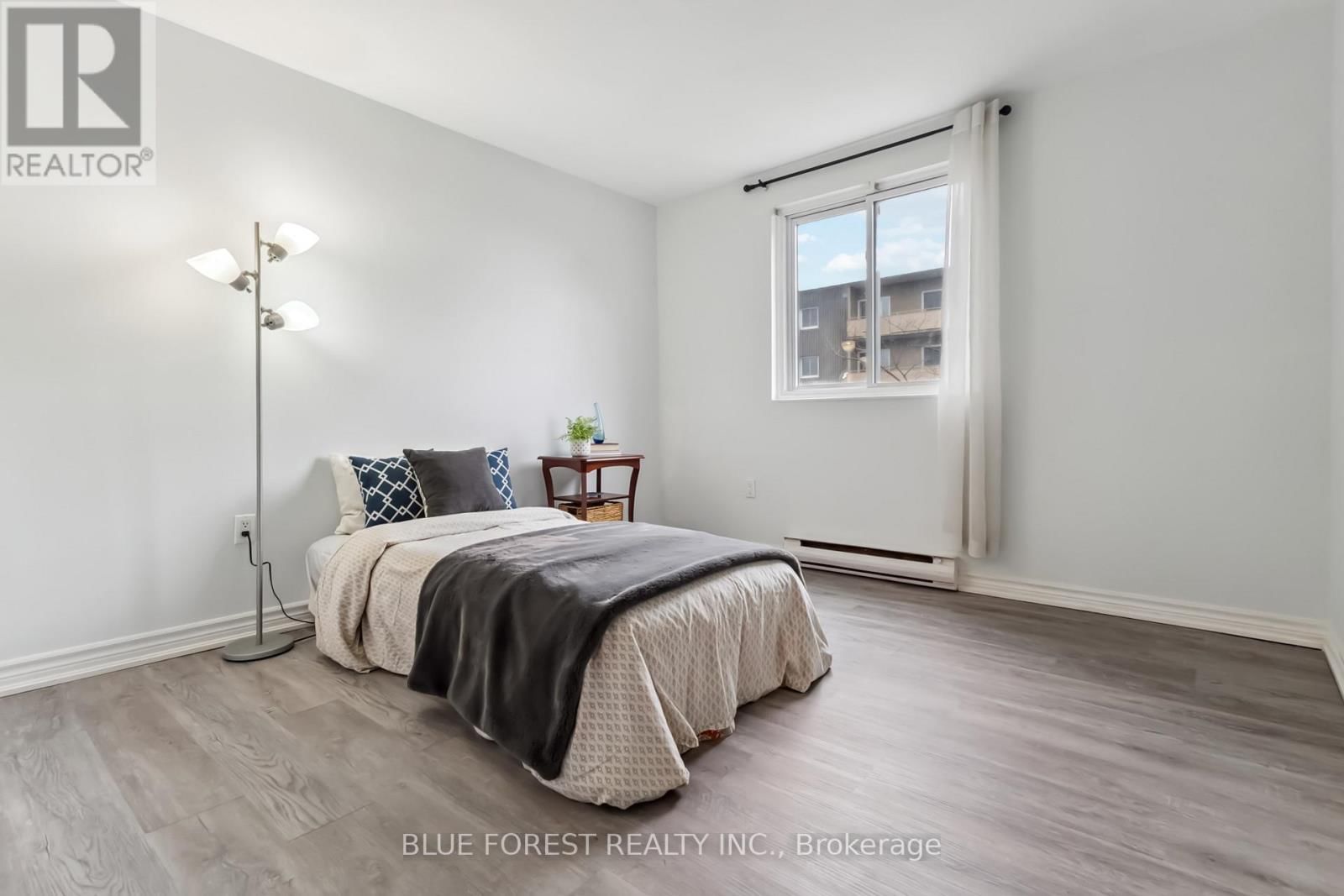 501 - 1100 JALNA BOULEVARD Image 17