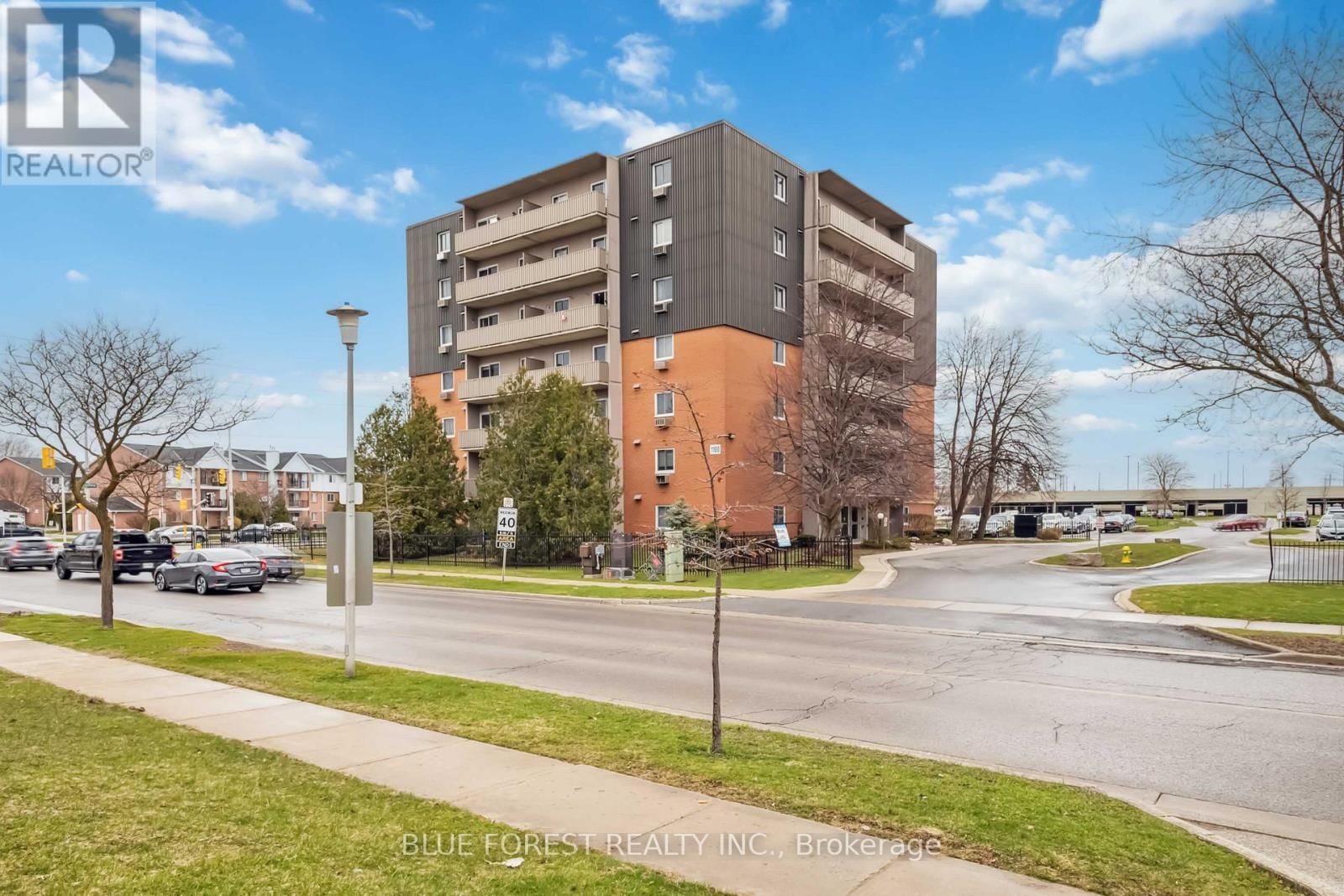 501 - 1100 JALNA BOULEVARD Image 31