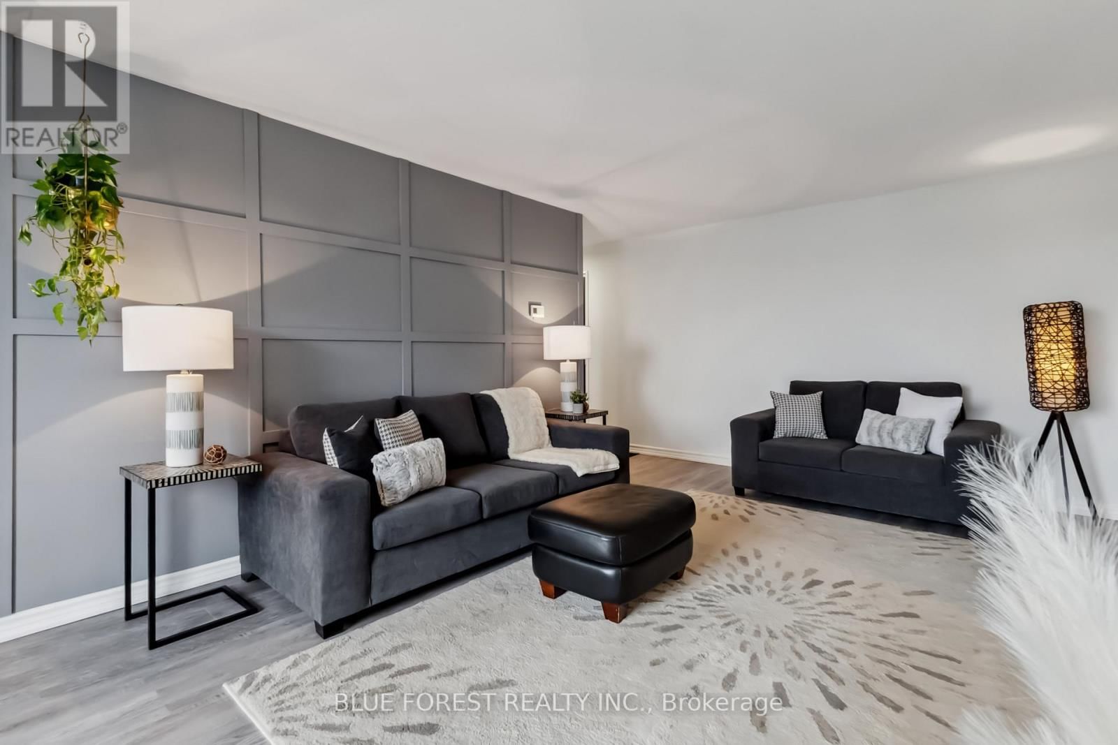 501 - 1100 JALNA BOULEVARD Image 6