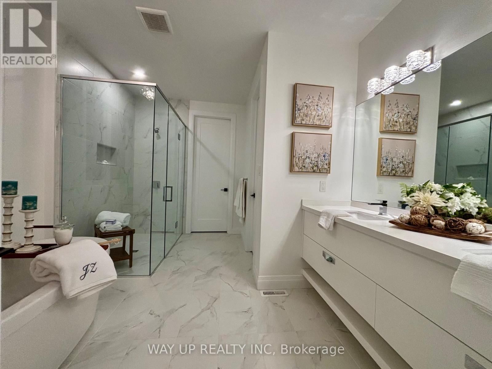 442 WARNER TERRACE Image 19