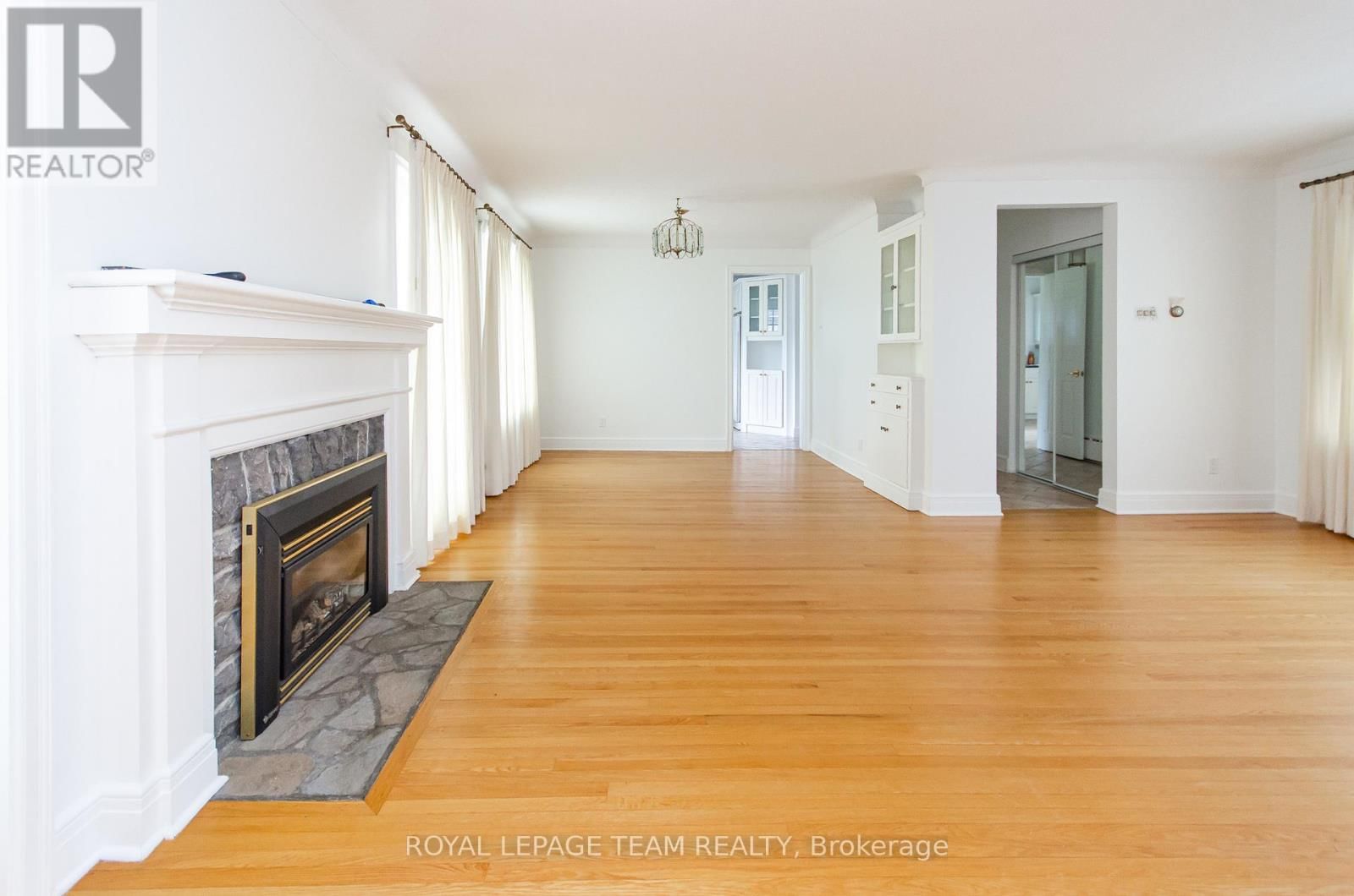 1996 CEDAR LANE TERRACE Image 7