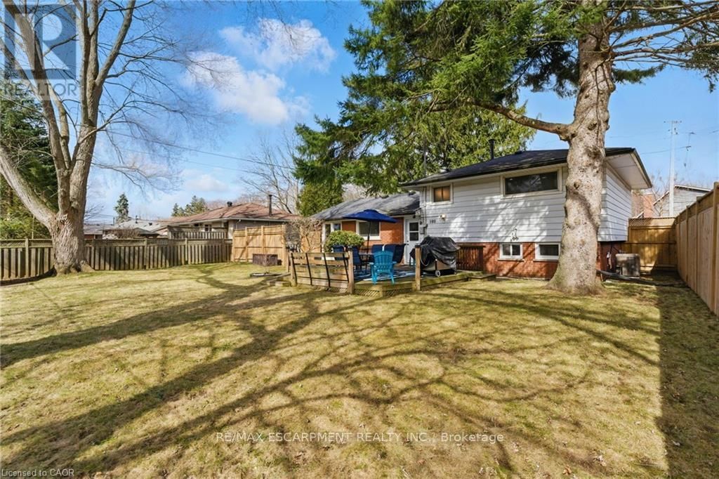 160 COUNCIL CRESCENT Image 30