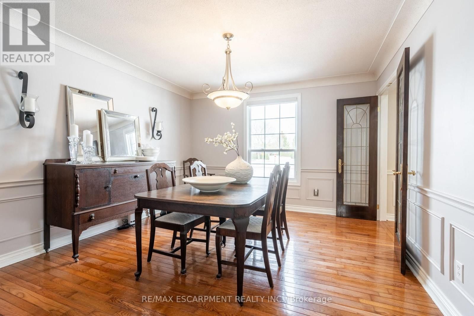 1 ACREDALE DRIVE Image 13