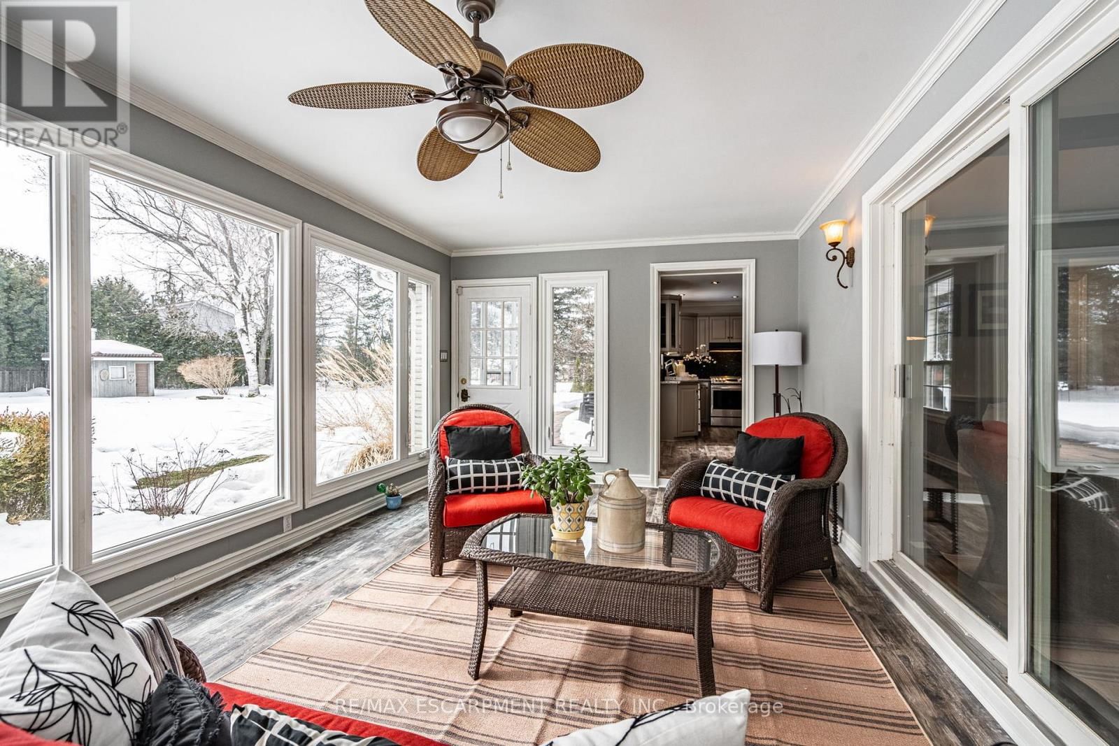 1 ACREDALE DRIVE Image 23