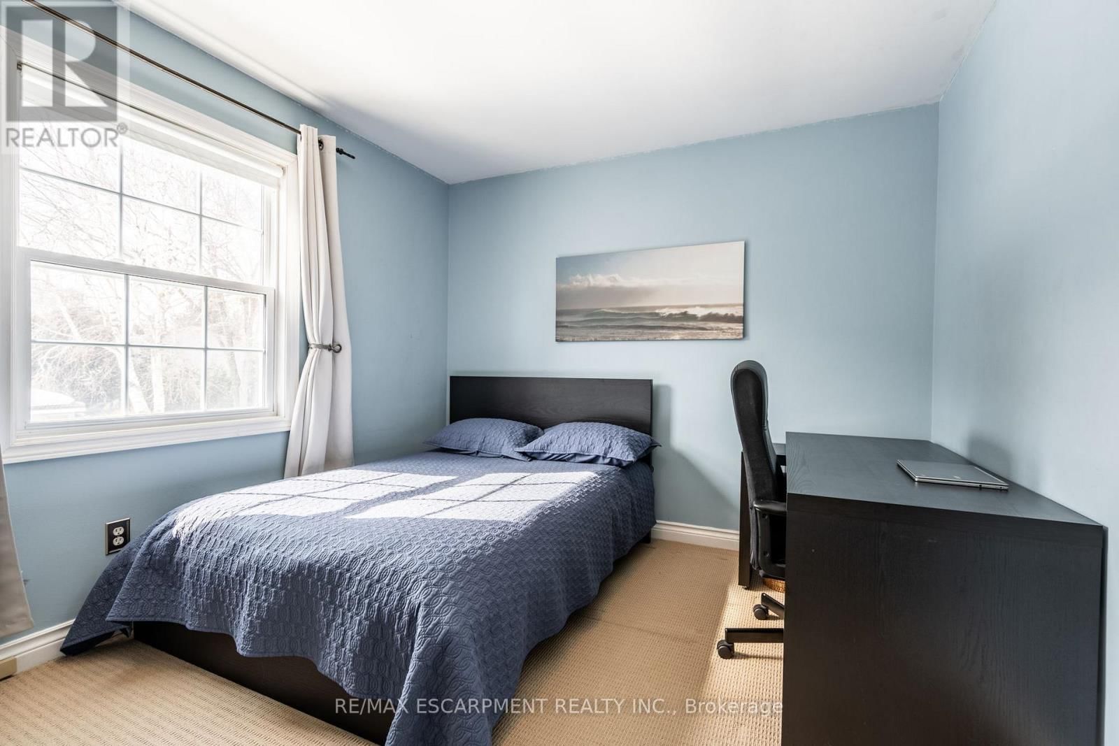 1 ACREDALE DRIVE Image 33