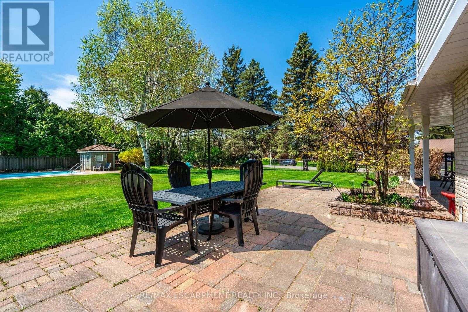 1 ACREDALE DRIVE Image 45