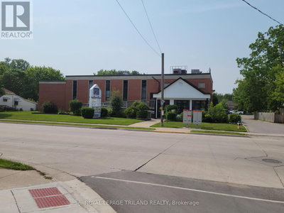 Commercial for Rent in Ontario