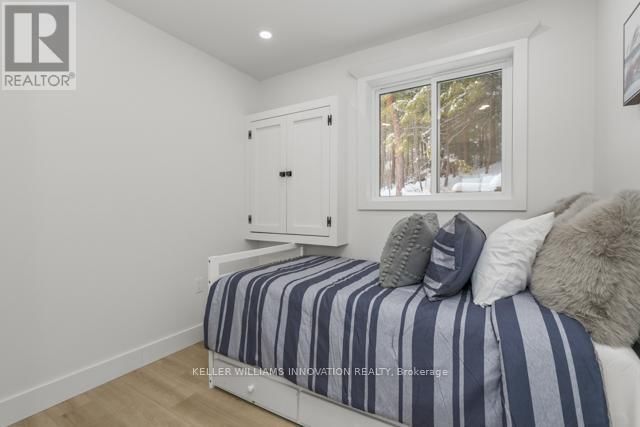 5789 NORTH KENNISIS LAKE ROAD Image 14