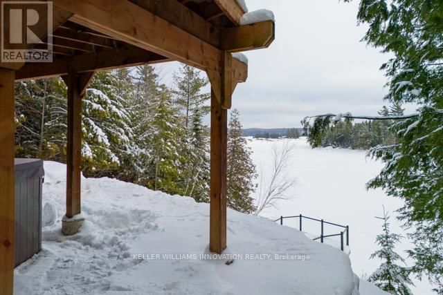 5789 NORTH KENNISIS LAKE ROAD Image 39