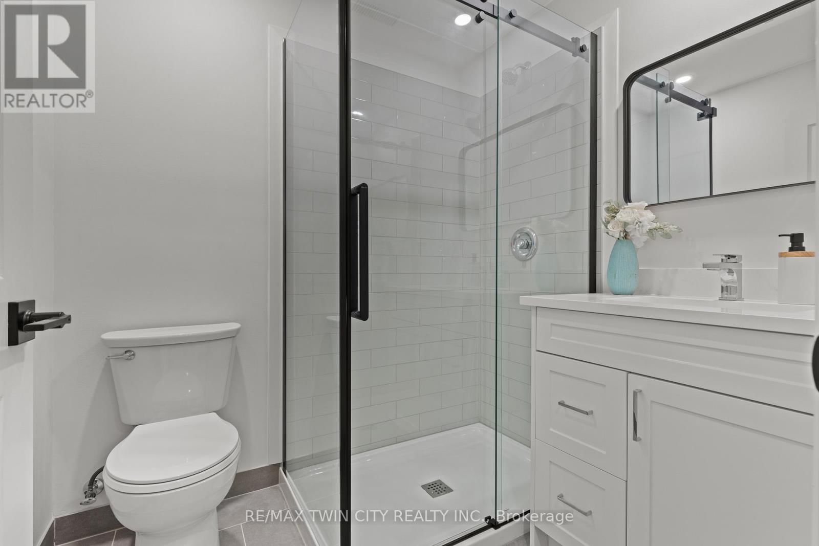 139 KING EDWARD STREET Image 31