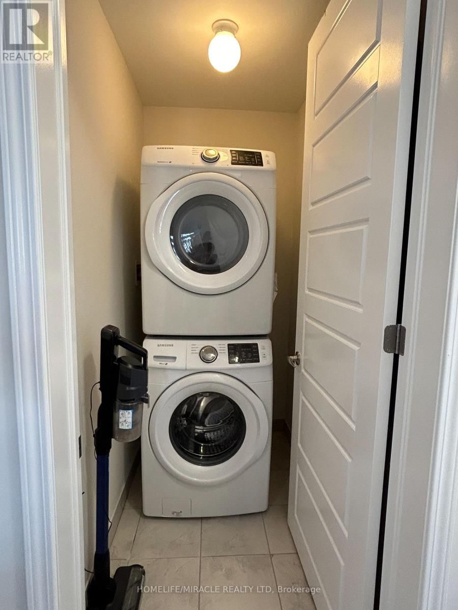 6 - 22 SPRING CREEK DRIVE Image 6