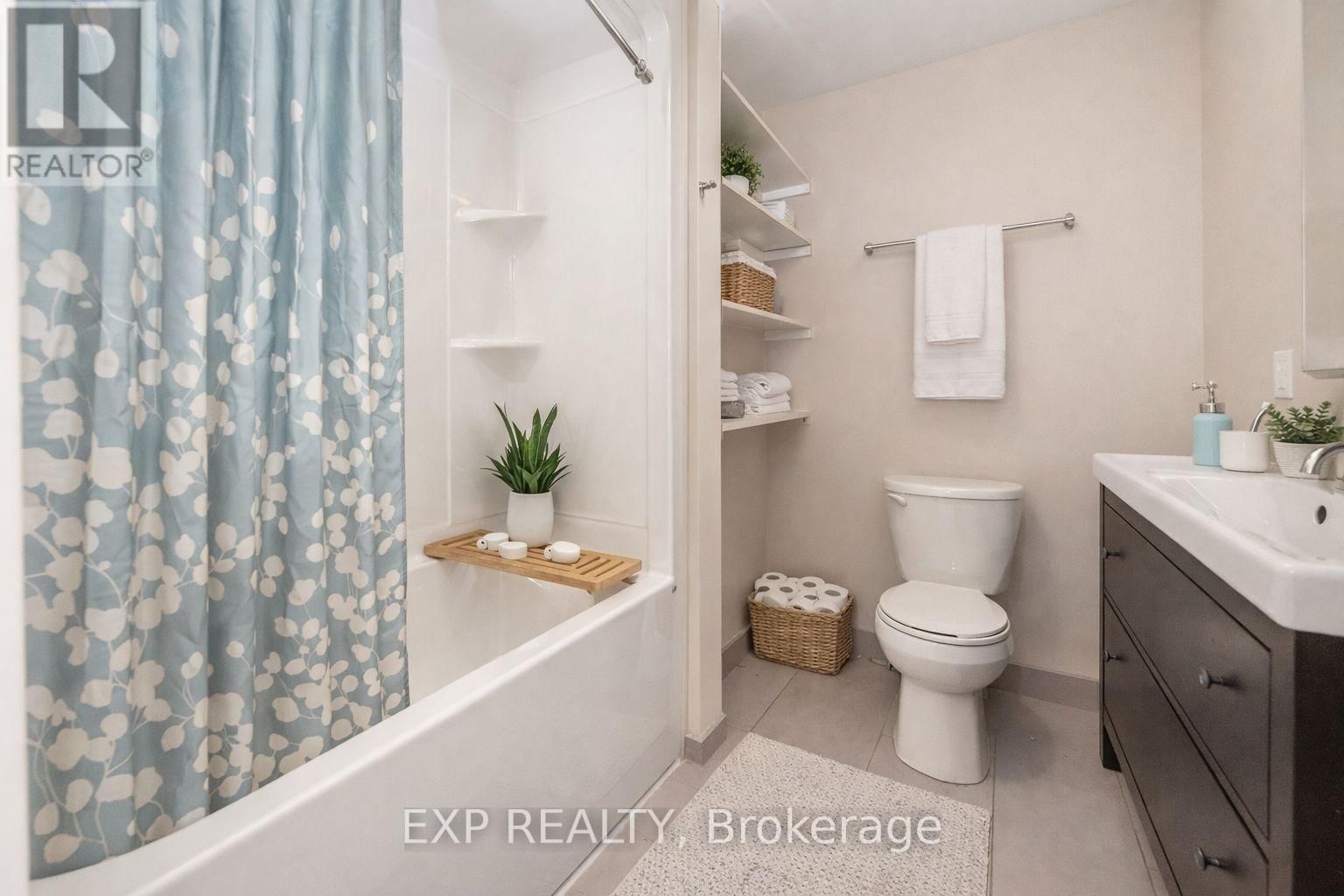 59 CONCORD STREET NORTH Image 14