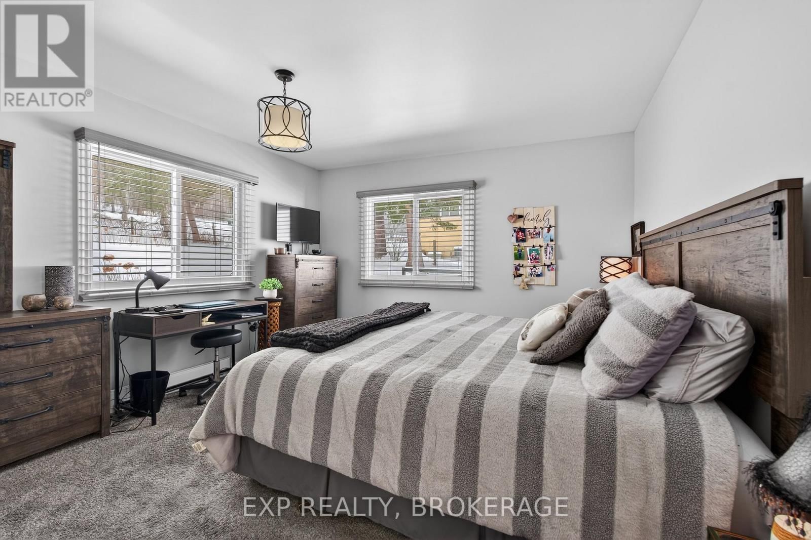 760 CEDAR PARK LANE Image 15