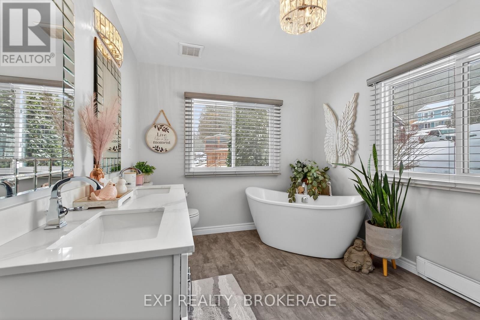 760 CEDAR PARK LANE Image 20