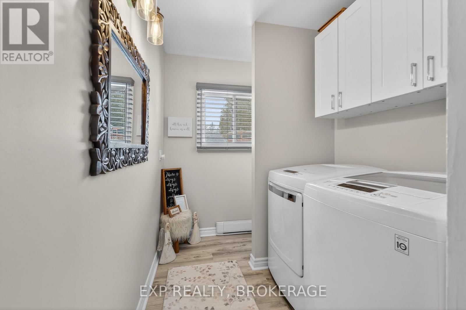 760 CEDAR PARK LANE Image 22