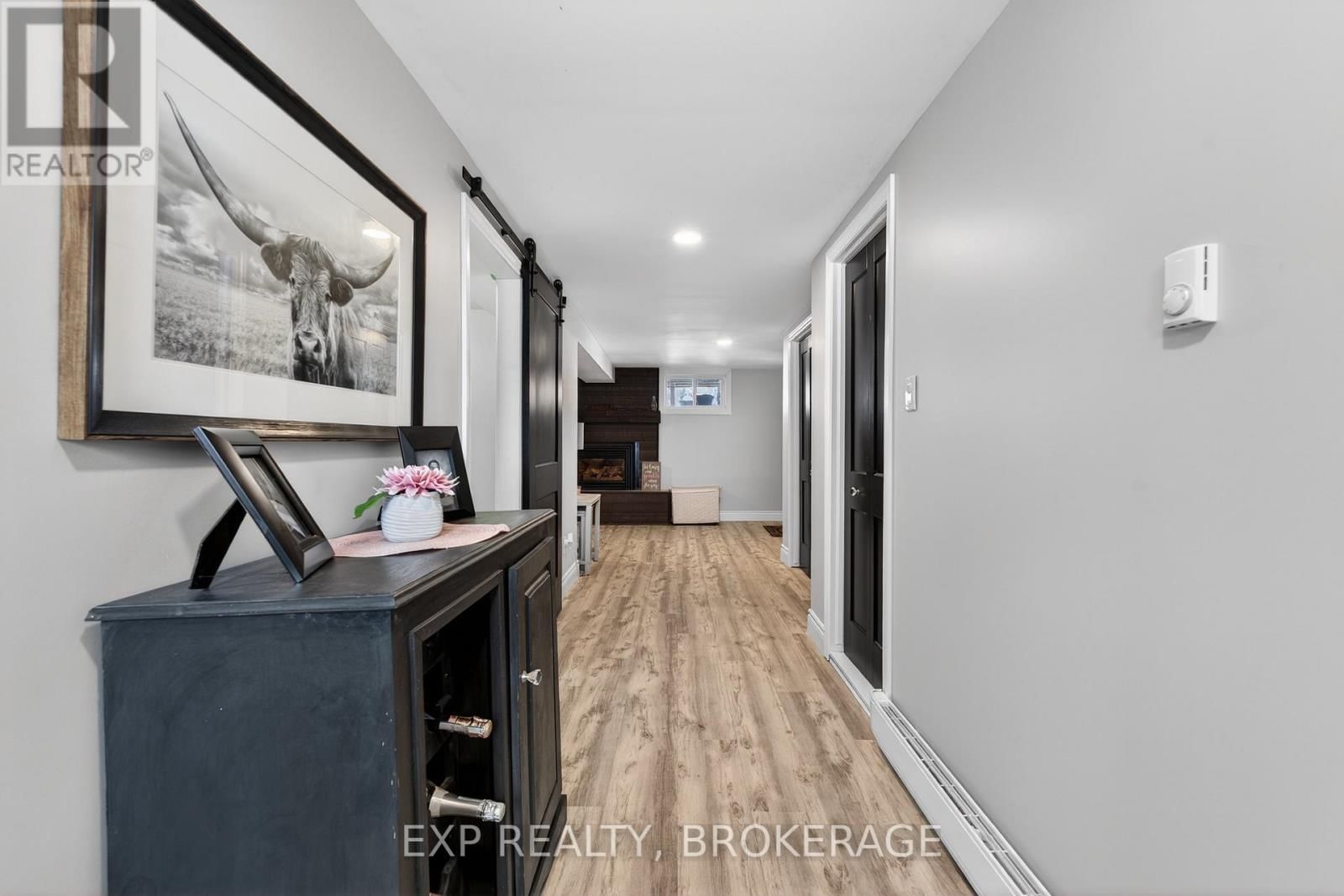 760 CEDAR PARK LANE Image 23