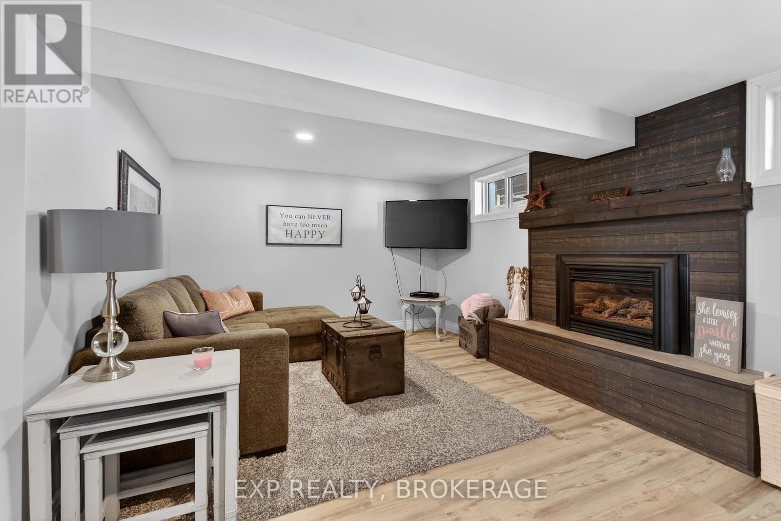 760 CEDAR PARK LANE Image 24