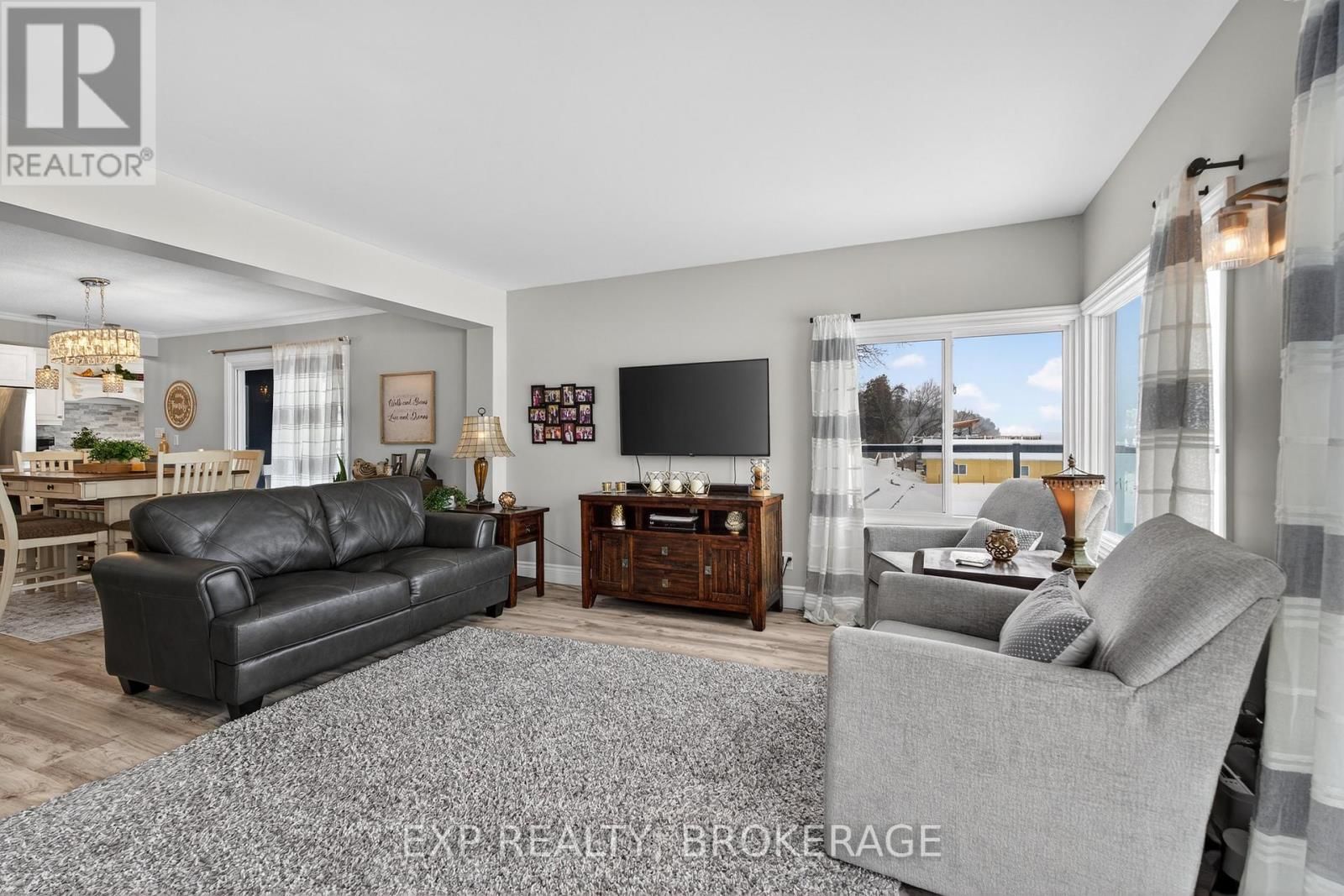 760 CEDAR PARK LANE Image 6