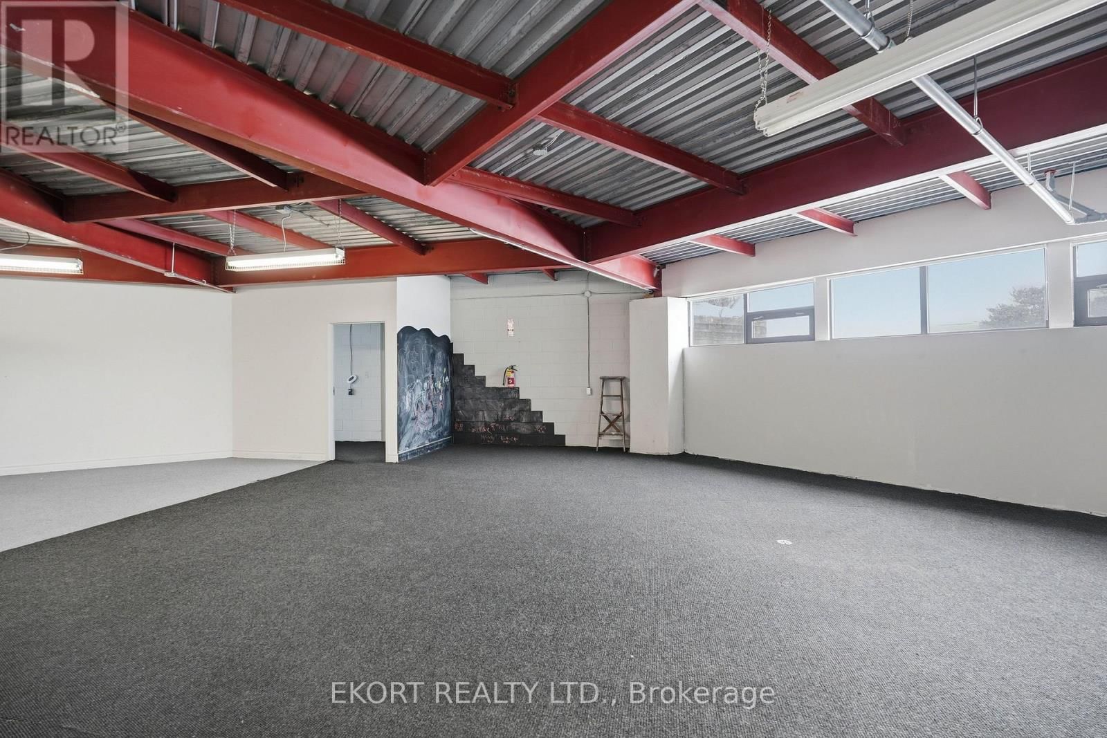 149 NORTH MURRAY STREET Image 26