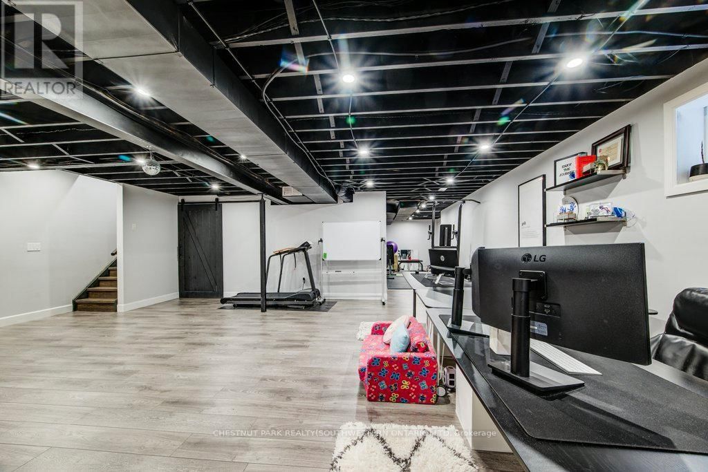 58 EDEN OAK TRAIL Image 34